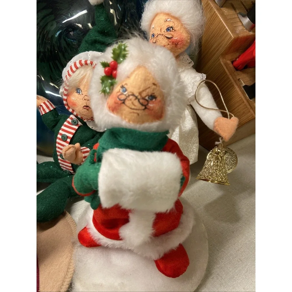 Vintage Annalee Dolls Christmas from the 1980s & 1990s Lot of 5 Christmas Winter